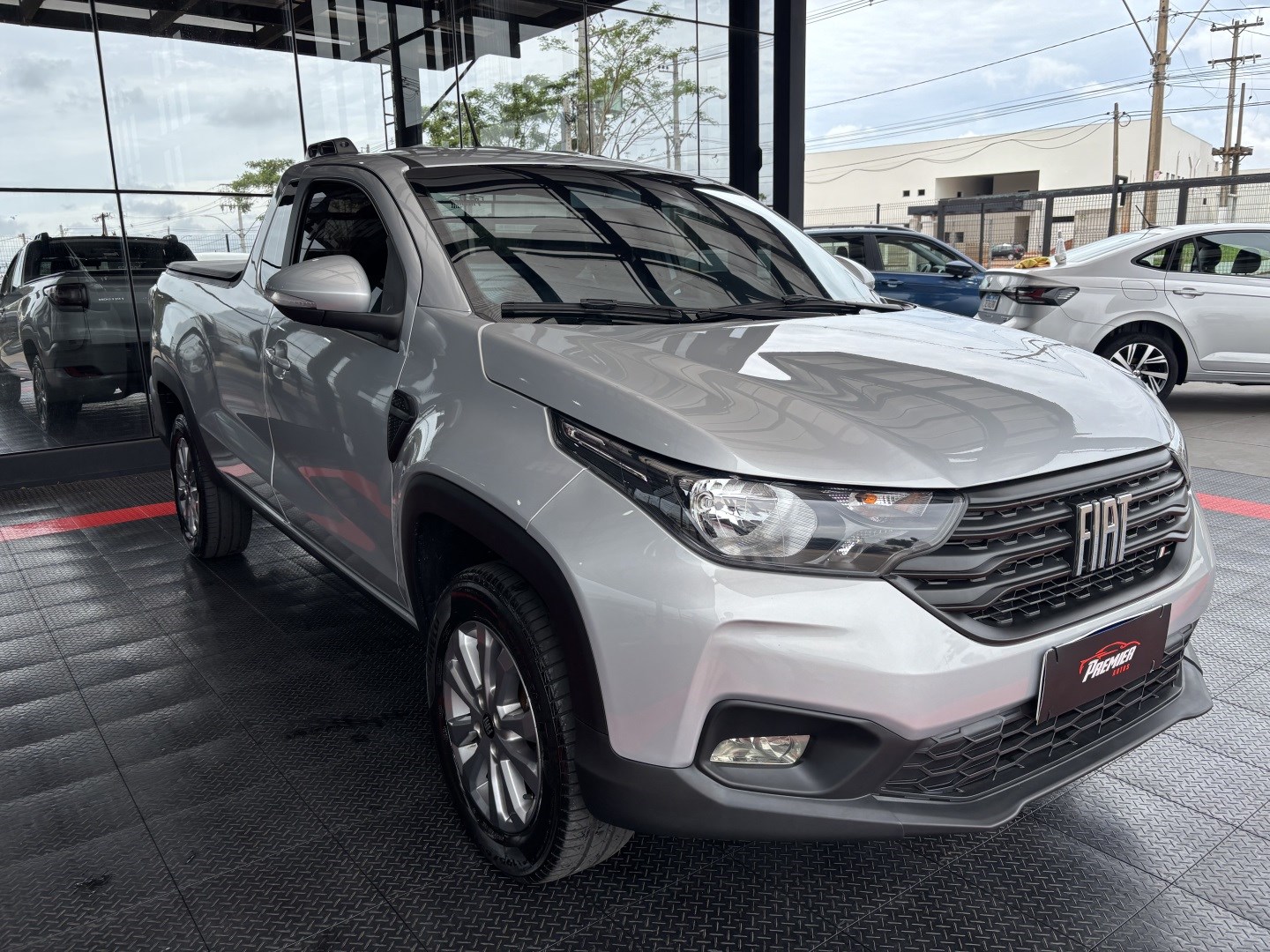 Fiat Strada 1.3 Firefly Flex Freedom CS Manual — foto 3 de 12