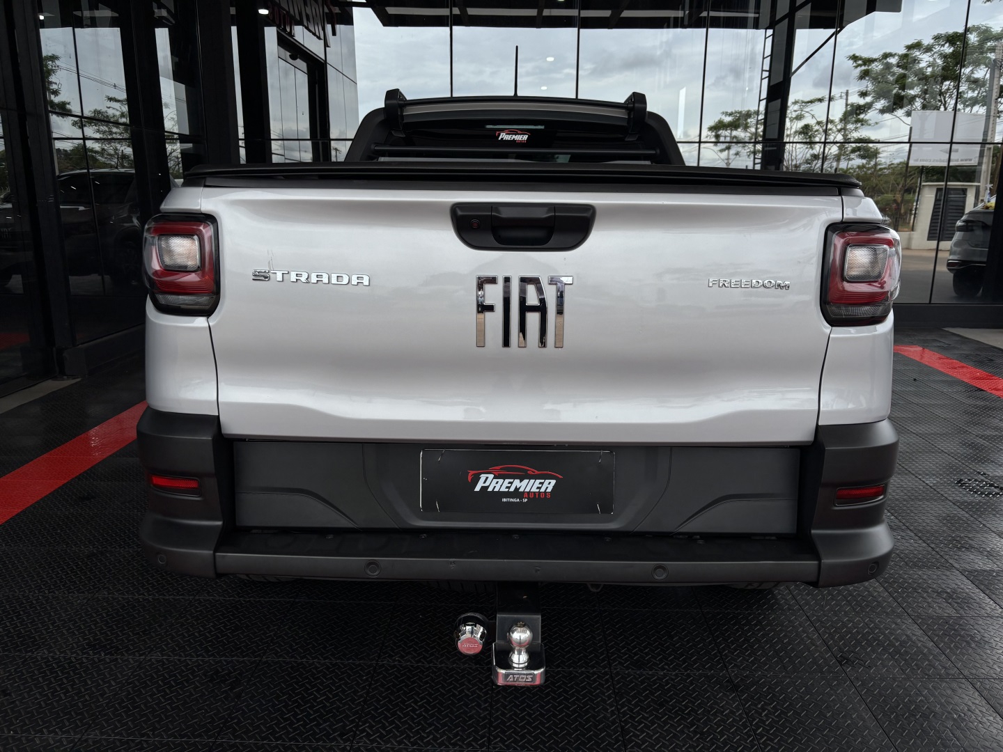 Fiat Strada 1.3 Firefly Flex Freedom CS Manual — foto 7 de 12