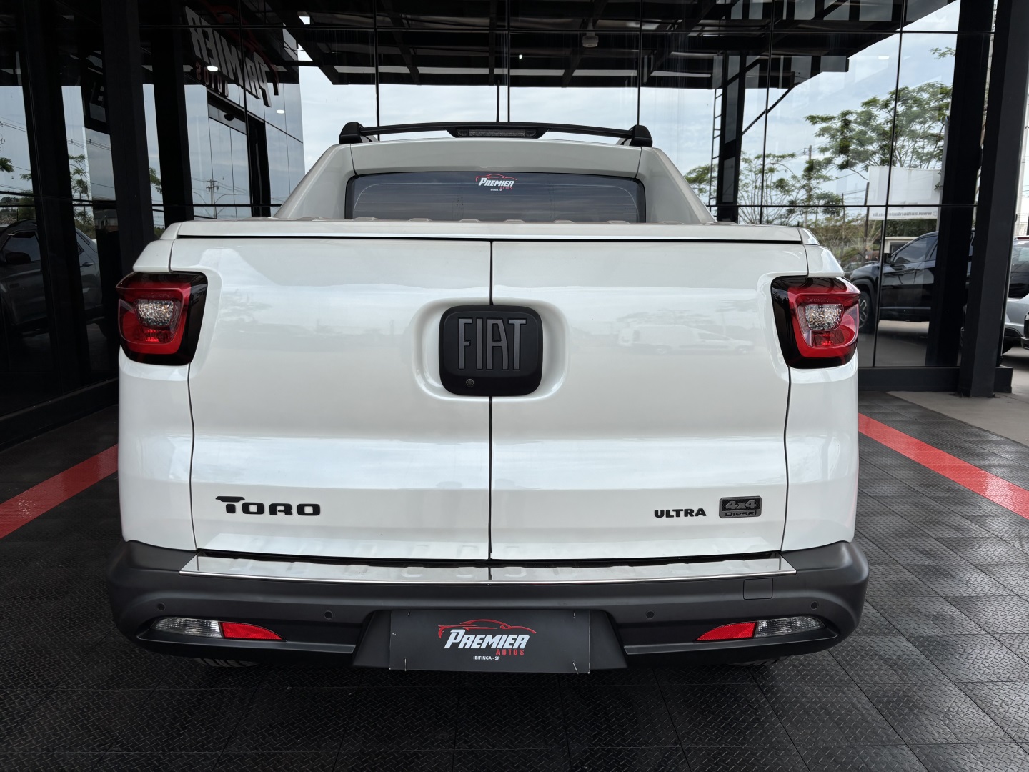 Fiat Toro 2.0 16V Turbo Diesel Ultra 4WD AT9 — foto 9 de 13