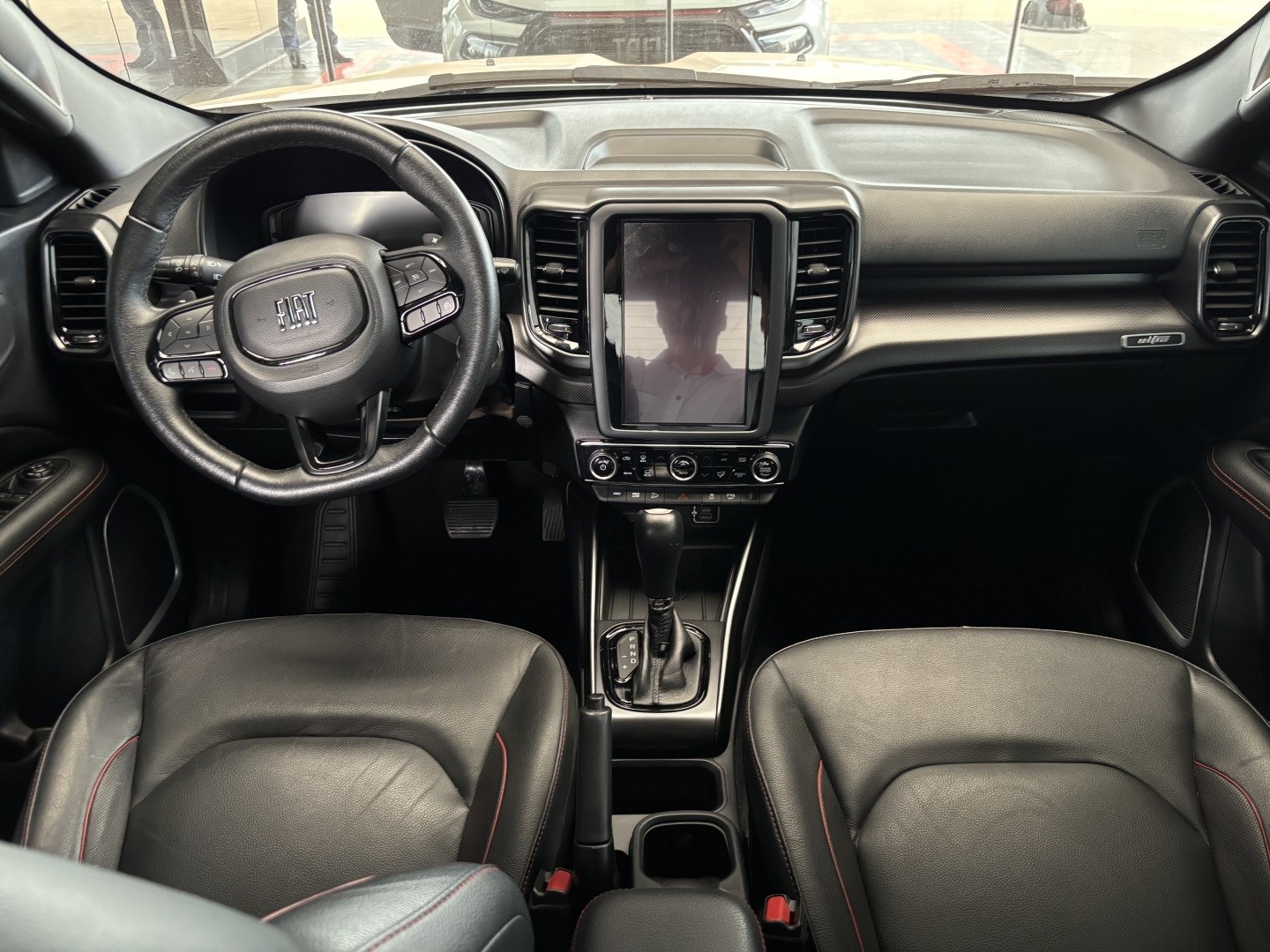 Fiat Toro 2.0 16V Turbo Diesel Ultra 4WD AT9 — foto 6 de 13