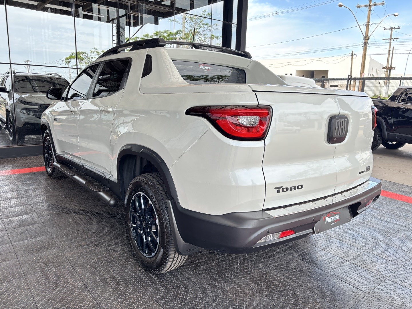 Fiat Toro 2.0 16V Turbo Diesel Ultra 4WD AT9 — foto 11 de 13