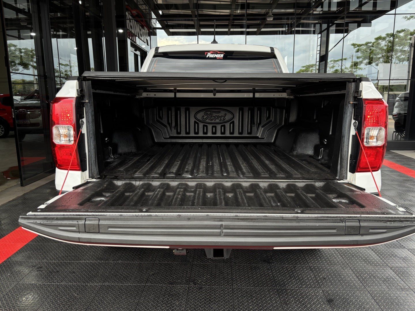 Ford Ranger 3.0 V6 Turbo Diesel CD Limited 4X4 Automático — foto 11 de 13