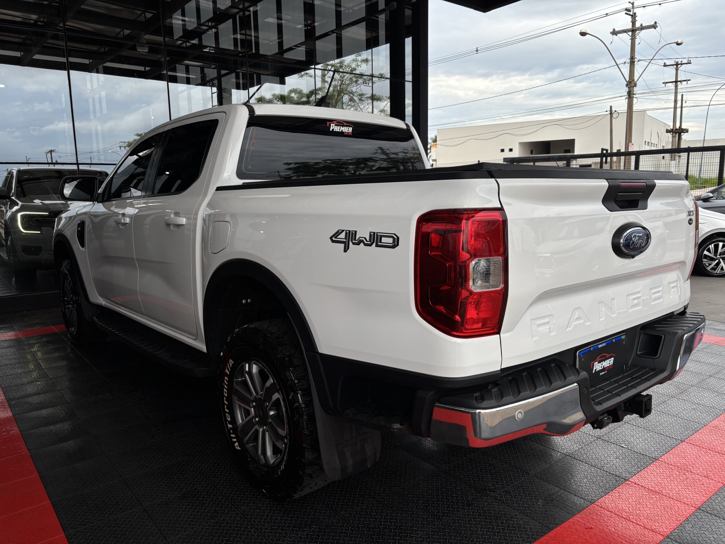 Ford Ranger 3.0 V6 Turbo Diesel CD Limited 4X4 Automático — foto 8 de 13