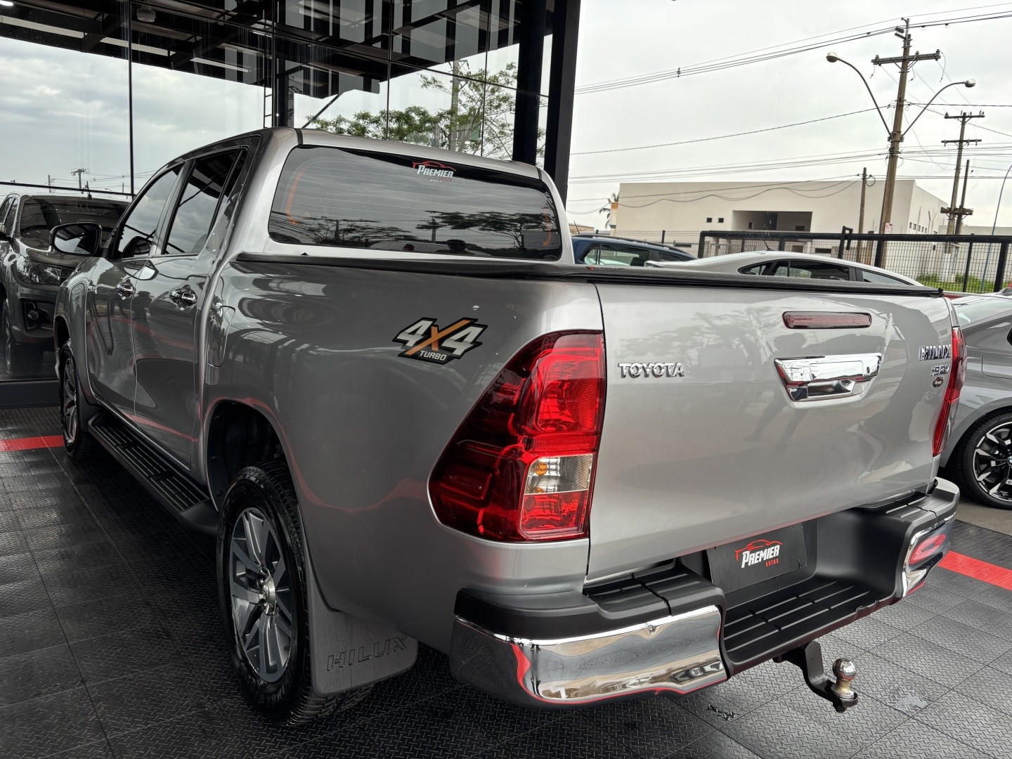 Toyota Hilux 2.8 SRV 4X4 CD 16V Diesel 4P Automático — foto 11 de 13