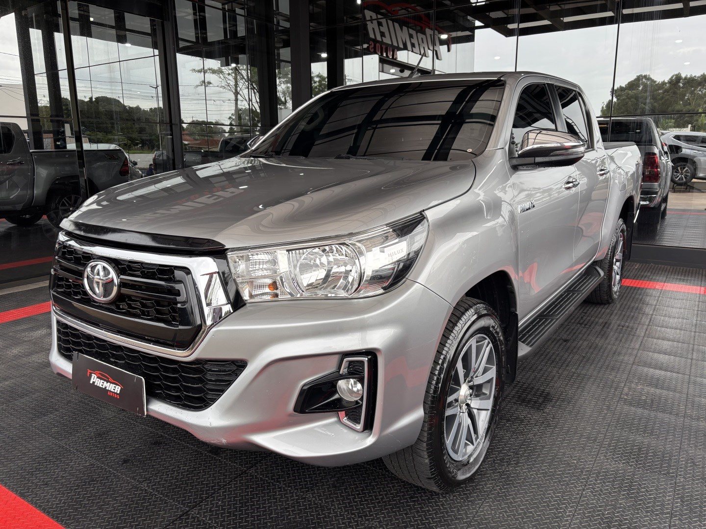 Toyota Hilux 2.8 SRV 4X4 CD 16V Diesel 4P Automático