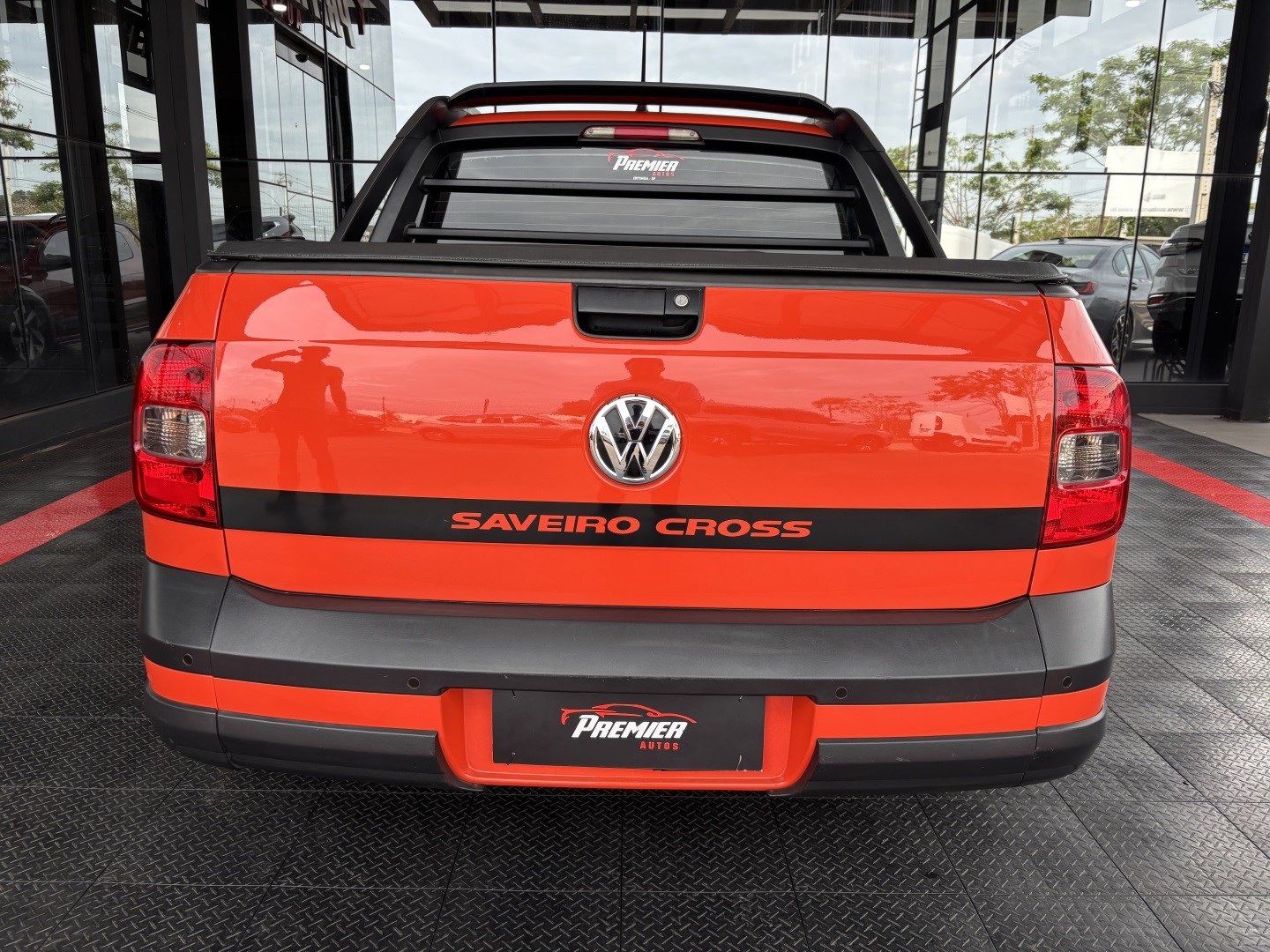 Volkswagen Saveiro 1.6 Cross CD 16V Flex 2P Manual — foto 9 de 13