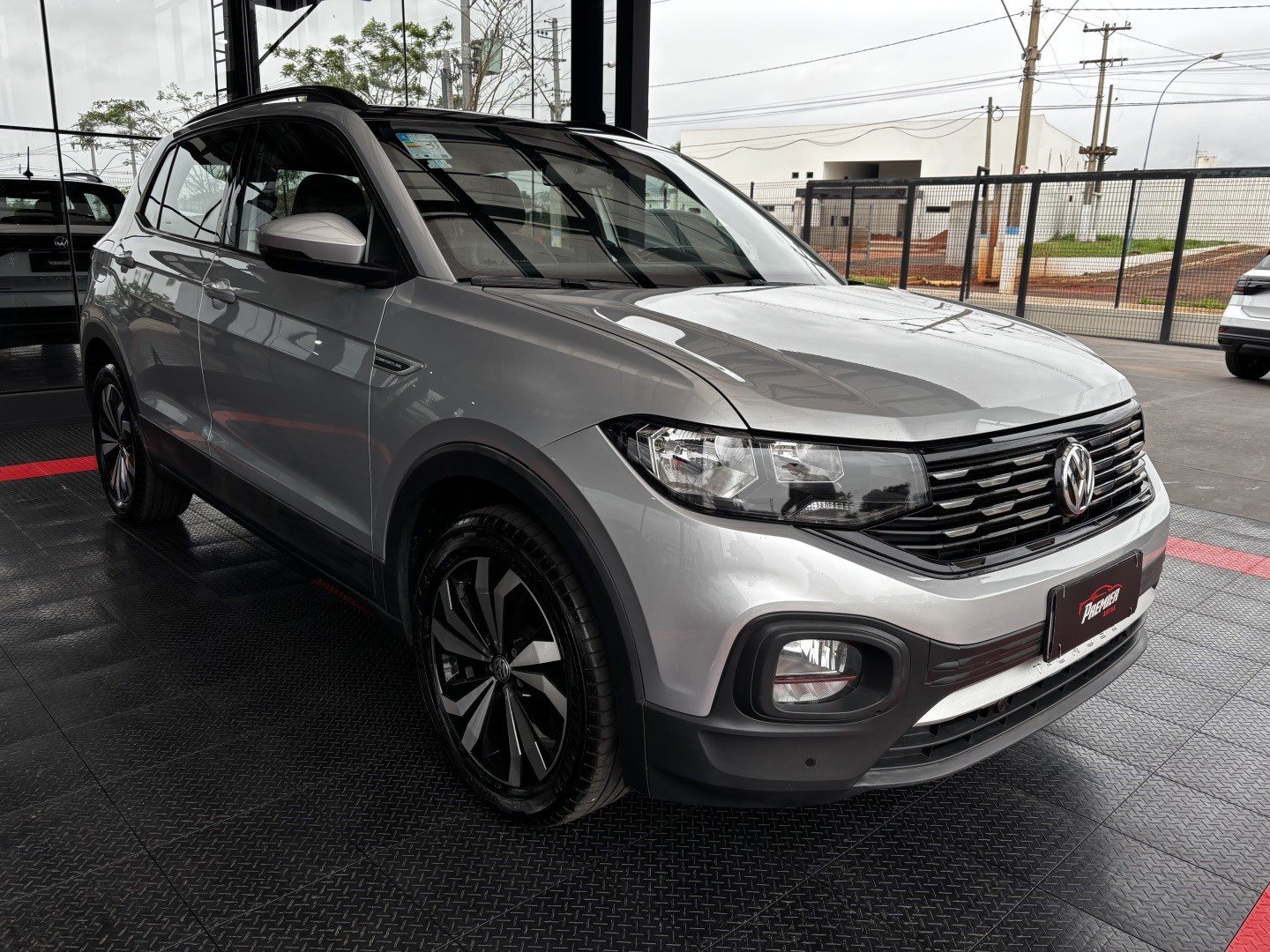 Volkswagen T-Cross 1.0 200 TSI Total Flex Automático — foto 3 de 13