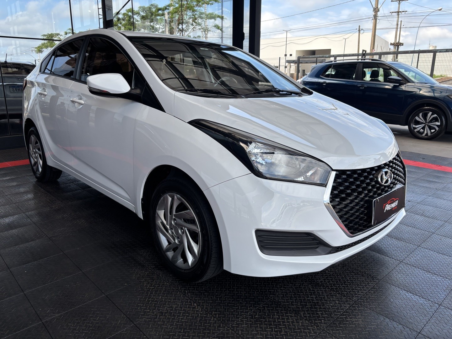 Hyundai HB20S 1.0 Comfort Plus 12V Flex 4P Manual — foto 3 de 13