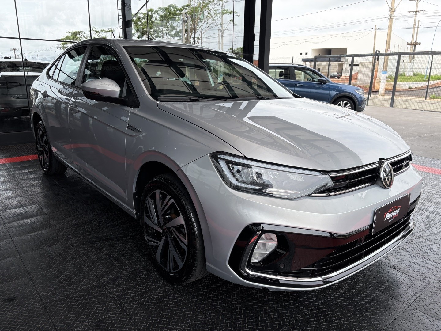 Volkswagen Virtus 1.0 200 TSI Highline Automático — foto 3 de 13
