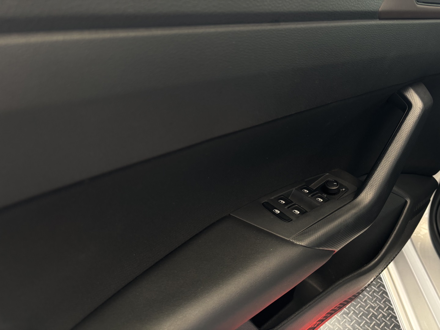 Volkswagen Virtus 1.0 200 TSI Highline Automático — foto 4 de 13