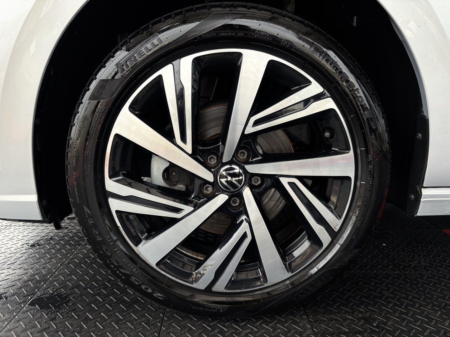 Volkswagen Virtus 1.0 200 TSI Highline Automático — foto 12 de 13