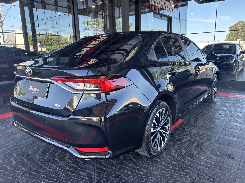 Toyota Corolla 2.0 VVT-Ie Flex Xei Direct Shift — foto 8 de 13